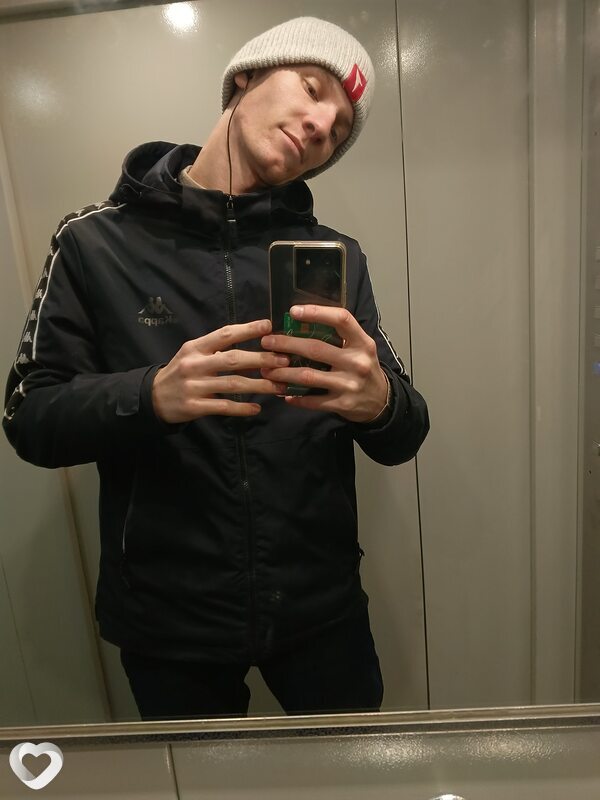 Александр, 23, Барнауле — анкета №3036279