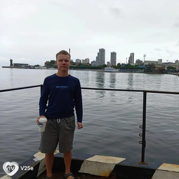 Андрей, 21, Красноярске — анкета №3035919