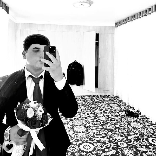 Bekzod, 23, Ошмянах — анкета №3036062