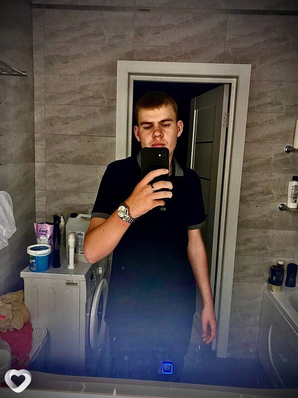 Дмитрий, 20, Барнауле — анкета №3036705