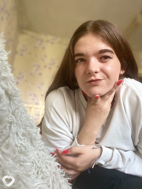 Екатерина, 22, Великом Новгороде — анкета №3036719