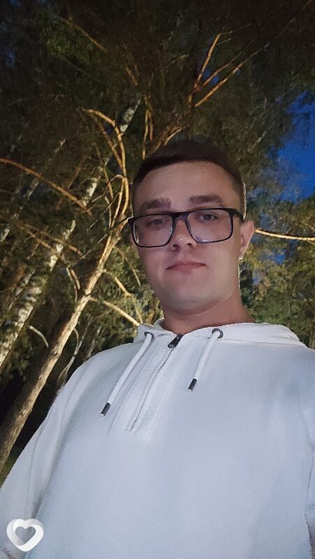 Антон, 28, Кирове — анкета №3036638