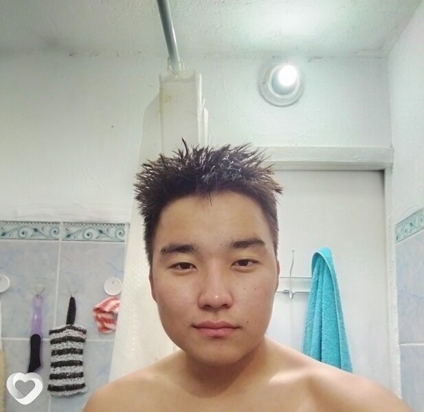 Антон, 19, Абакане — анкета №3037082