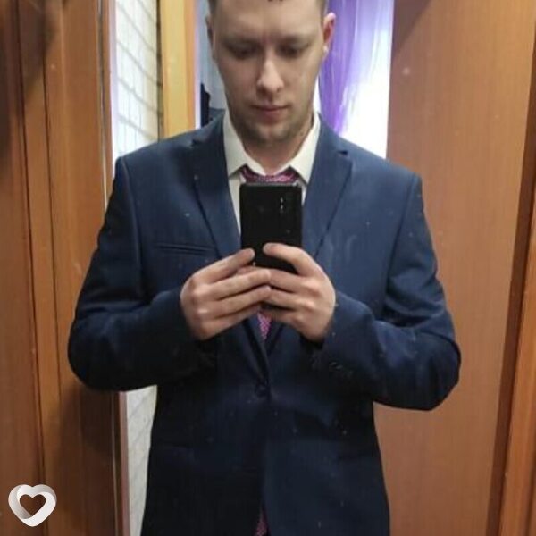 Валентин, 28, Краснотурьинске — анкета №3037475