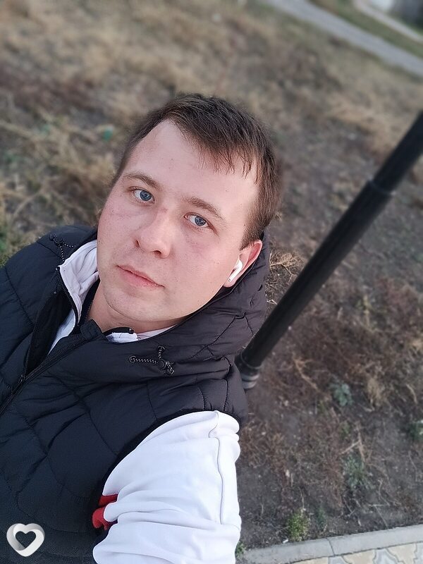 Олег, 29, Балакове — анкета №3037500