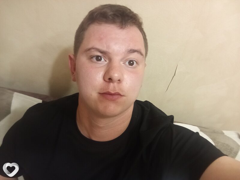 Кирилл, 22, Омске — анкета №3037510