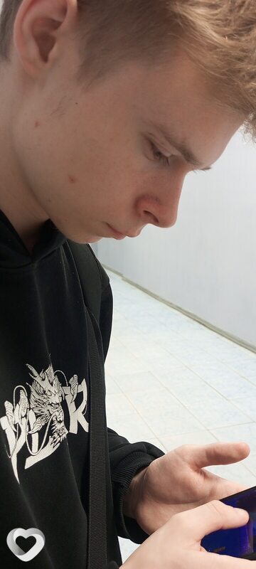 Михаил, 20, Пскове — анкета №3037439
