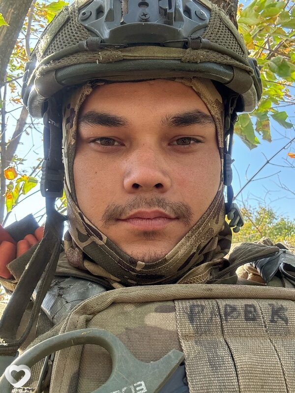 Андрей, 26, Рыльске — анкета №3037445