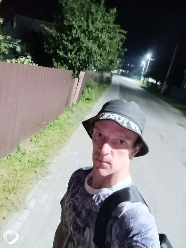 Мишаня, 27, Орше — анкета №3037936
