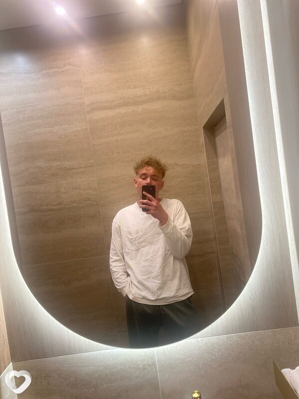 Сергей, 19, Томске — анкета №3037956