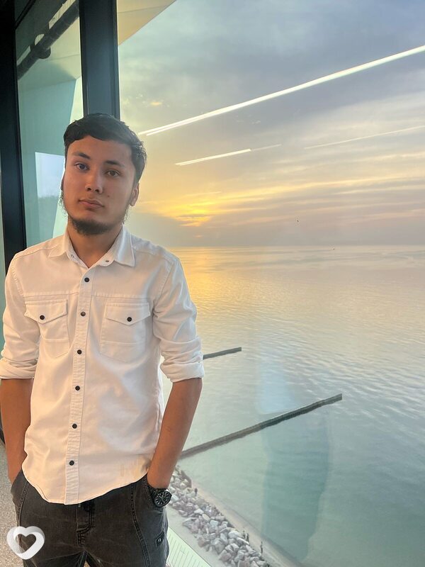 Диёр, 21, Калининграде — анкета №3038666