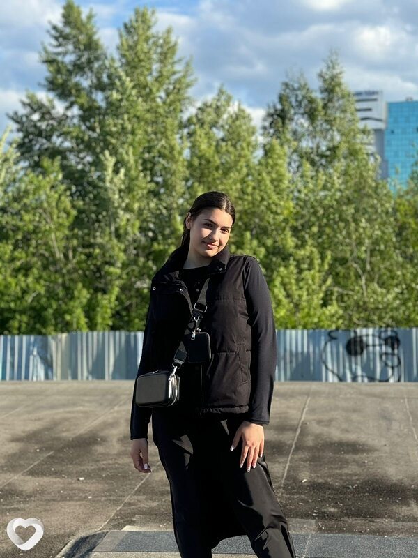 Эля, 22, Красноярске — анкета №3039163