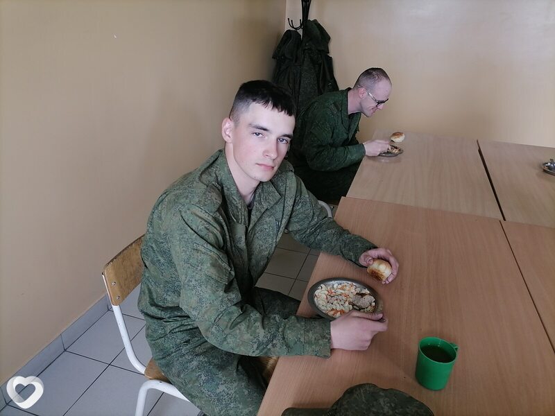 Влад, 21, Столине — анкета №3039225