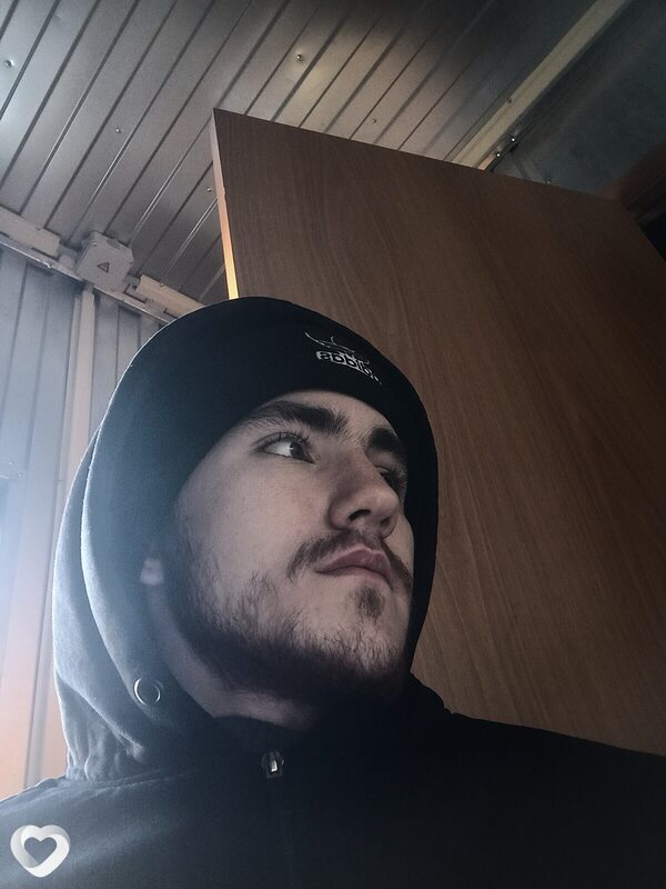 Алексей, 19, Пыти-Яхе — анкета №3039558