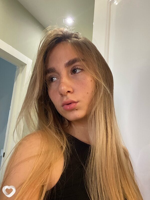 Анечка, 25, Новороссийске — анкета №3039733