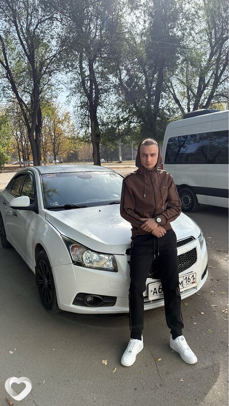 Илья, 23, Тюмени — анкета №3039851