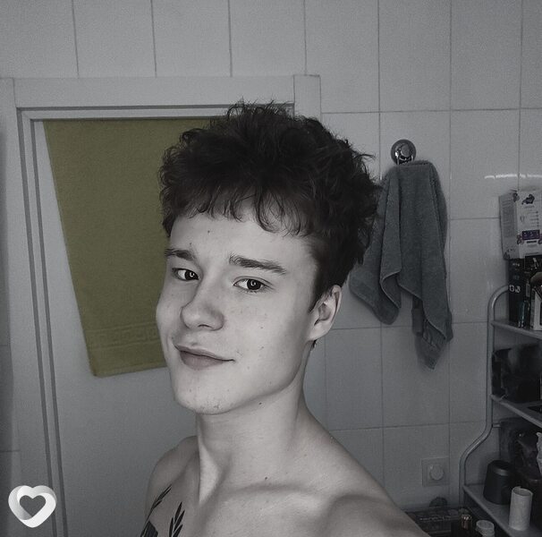 Валерий, 19, Москве — анкета №3041560