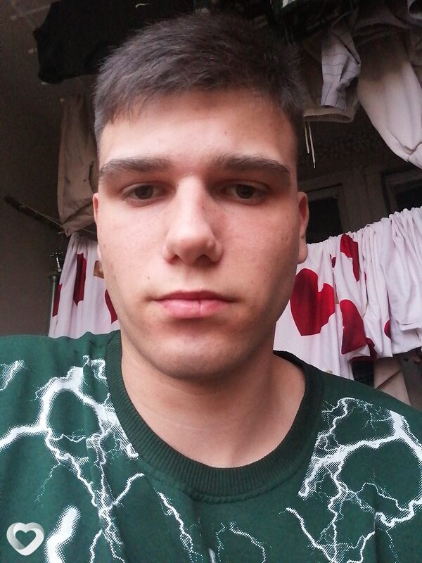 Даниил, 20, Великом Новгороде — анкета №3041441