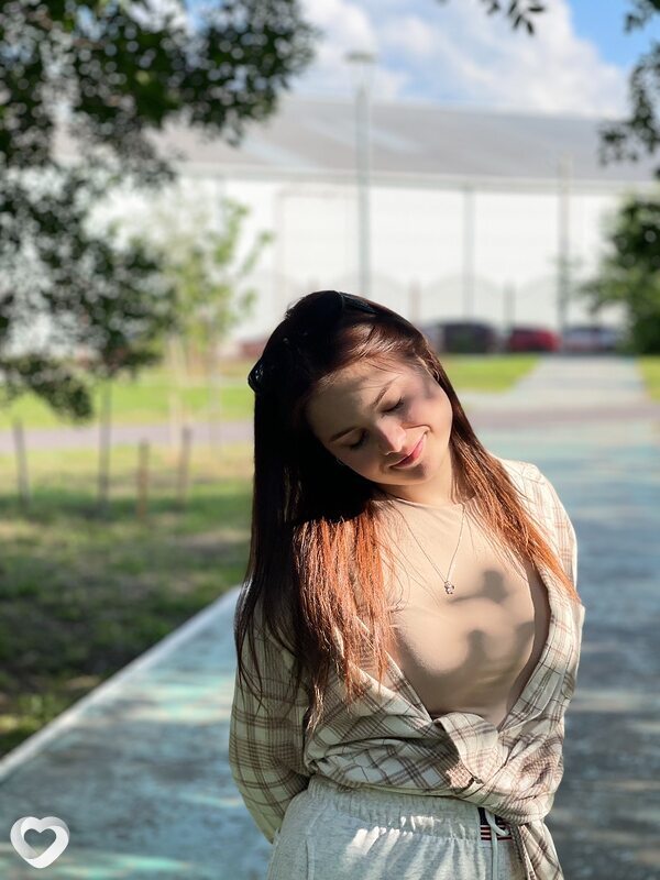 Алена, 19, Шахтах — анкета №3041721