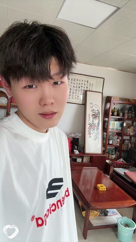 Nianziqi, 21, Санкт-Петербурге — анкета №3041884