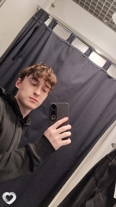 Дмитрий, 19, Томске — анкета №3041888