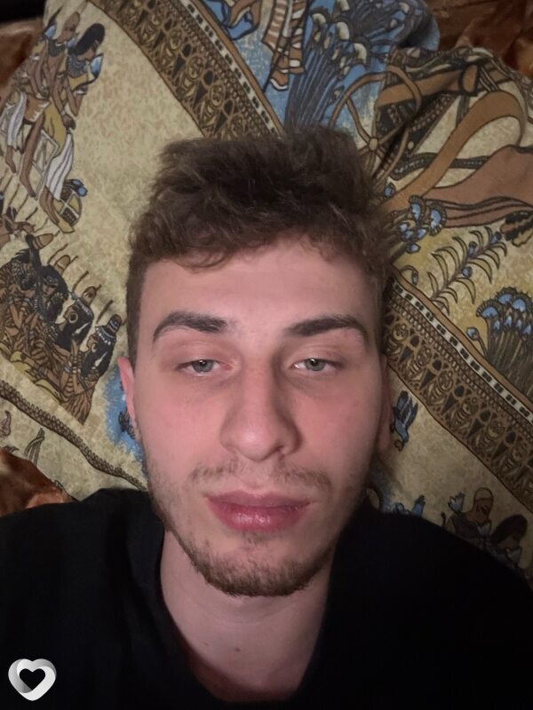 Кирилл, 25, Братске — анкета №3042890