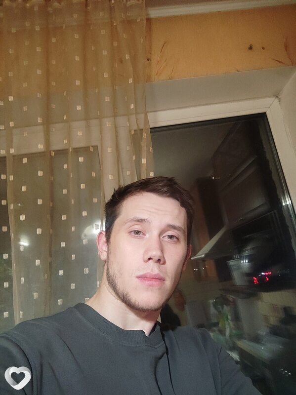 Илья, 27, Новосибирске — анкета №3043639
