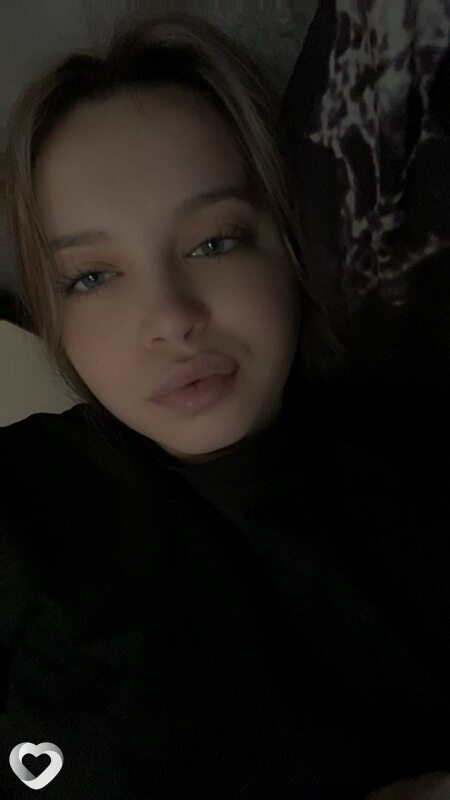 Карина, 23, Москве — анкета №3044387