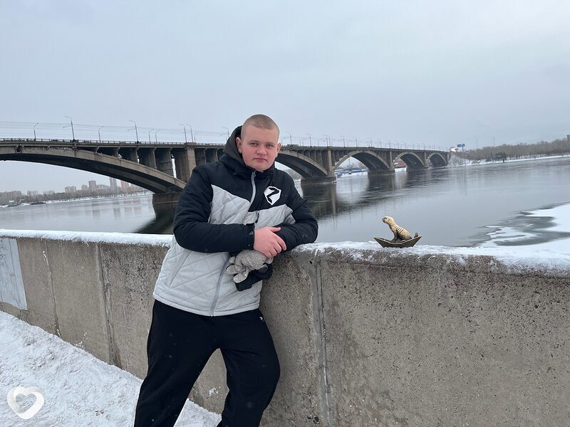 Владимир, 18, Красноярске — анкета №3044568