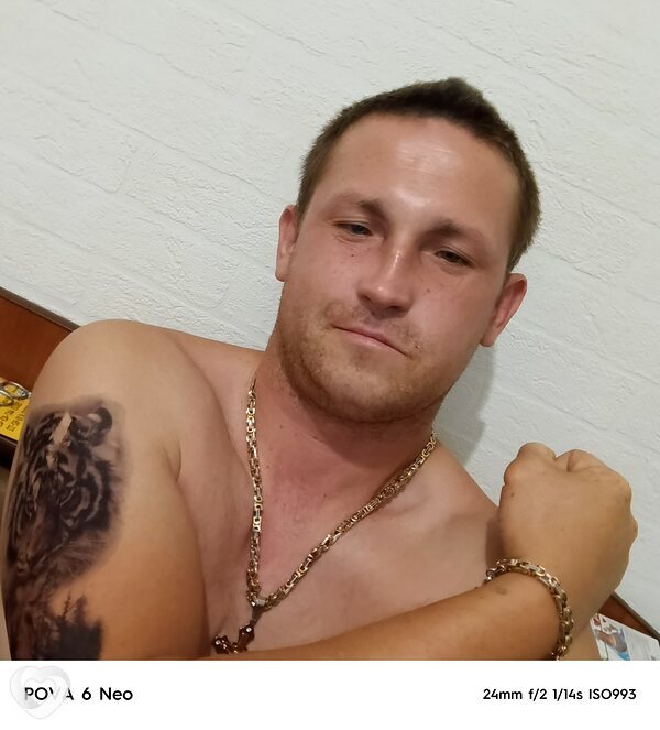 Олег, 31, Донецке — анкета №3046524