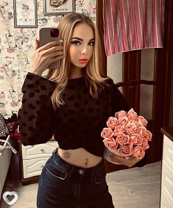 Вика, 21, Минске — анкета №3046584