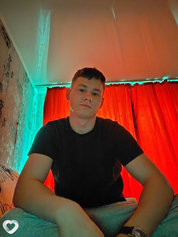 Владимир, 20, Петропавловске-Камчатском — анкета №3047098