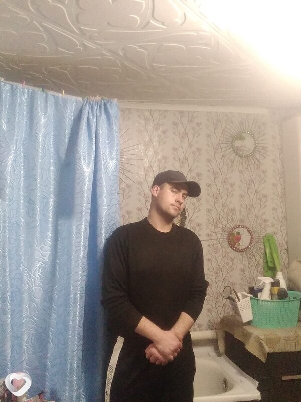 Данил Табельский, 23, Азове — анкета №3048005