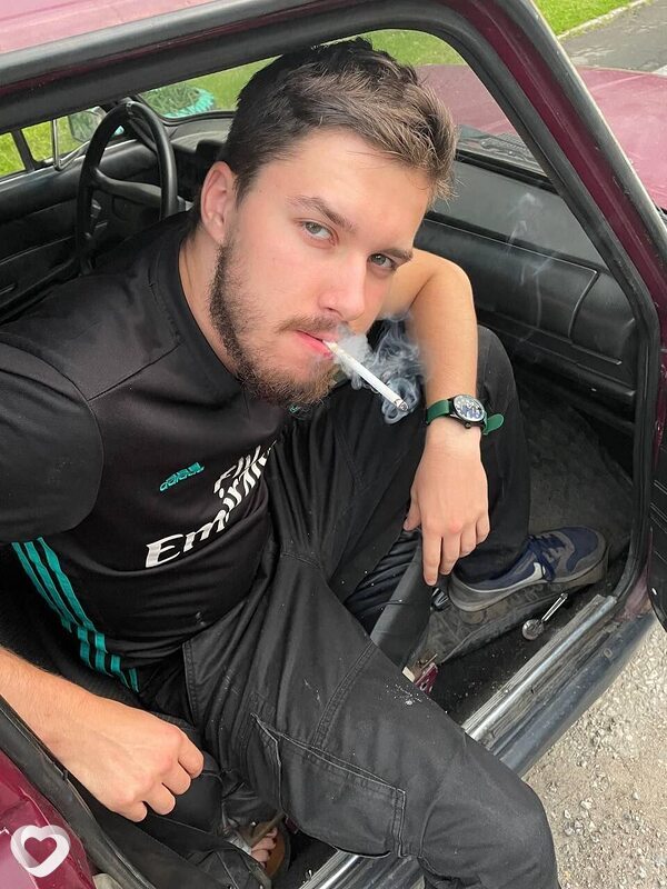 Григорий, 21, Омске — анкета №3048251