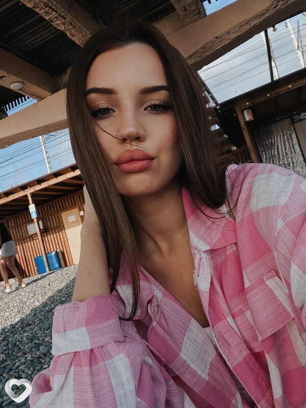 Марина, 20, Адлер — анкета №3049044