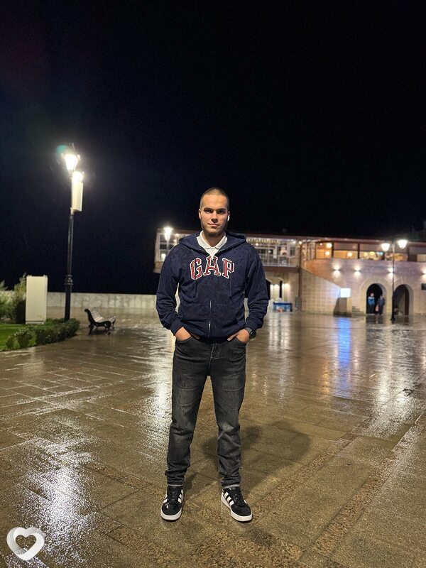 Дима, 23, Евпатории — анкета №3049834