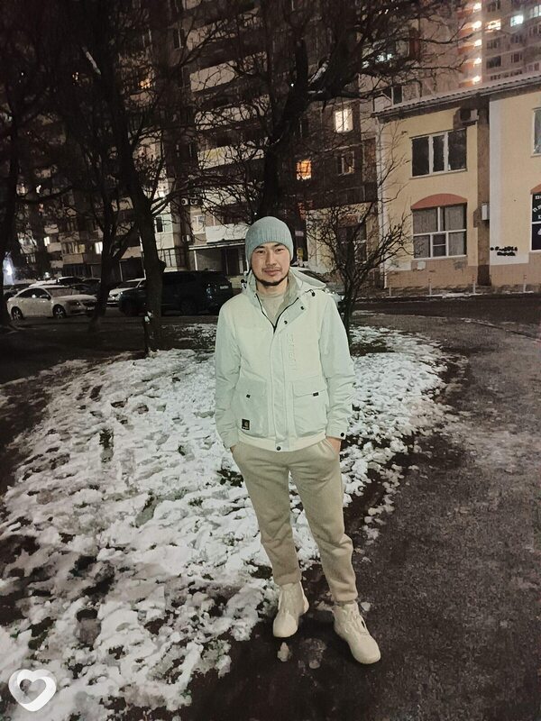 Исломжон, 32, Москве — анкета №3049945