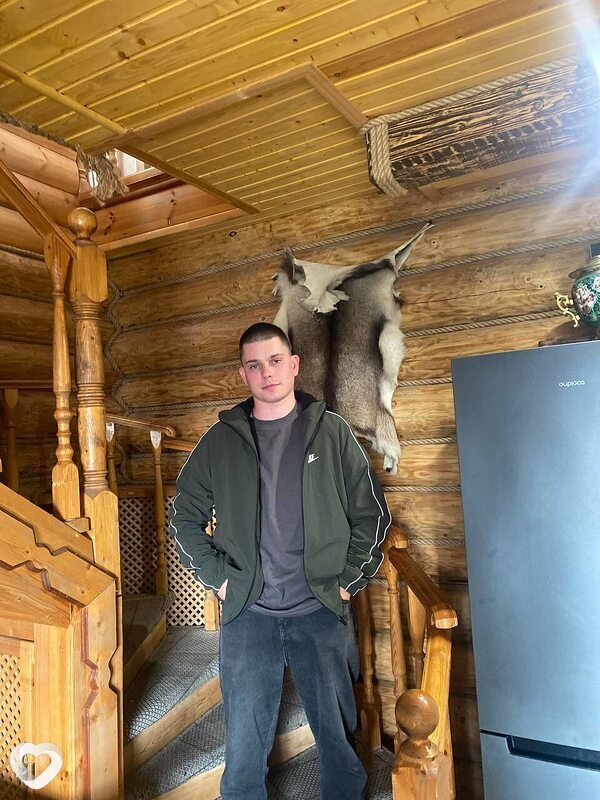 Андрей, 22, Старом Осколе — анкета №3050019