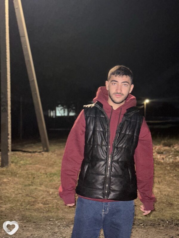Равшан, 21, Ростове-на-Дону — анкета №3051000