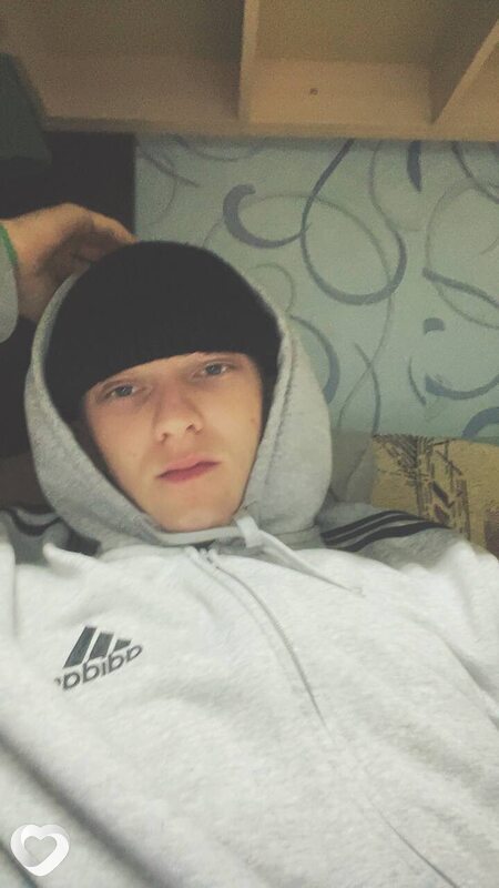 Данил, 20, Юрге — анкета №3051673