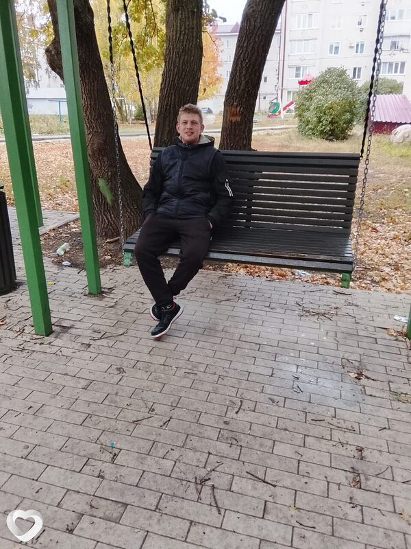 Кирилл, 20, Москве — анкета №3052339