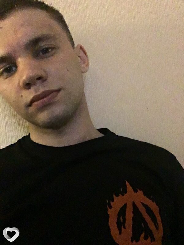 Владислав, 26, Нефтеюганске — анкета №3053400