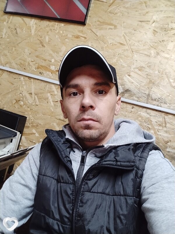 Артём, 32, Омске — анкета №3053157