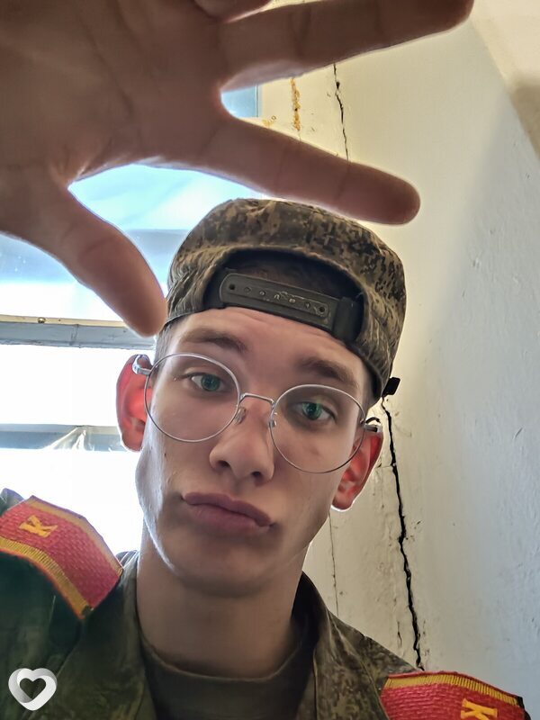 Марк, 23, Камышине — анкета №3053724