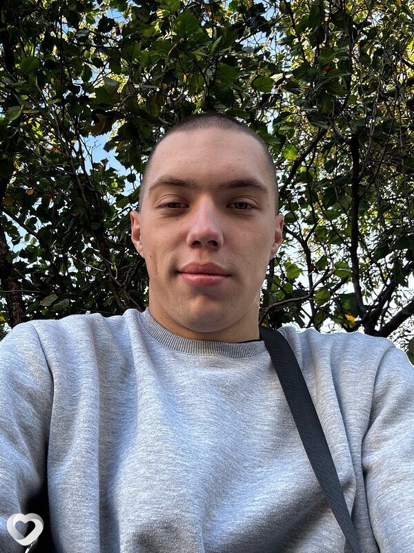 Даниил, 21, Кирове — анкета №3053440