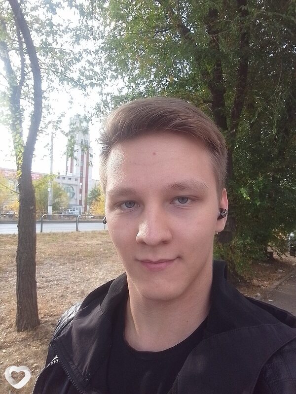 Илья, 18, Сызрани — анкета №3053707