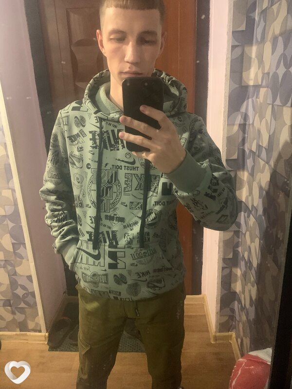 Константин, 23, Мариинске — анкета №3053640
