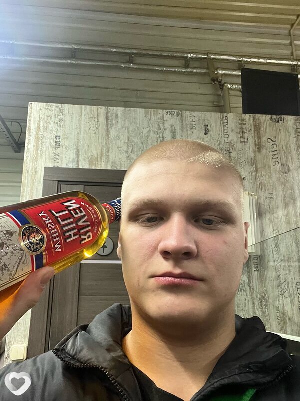 Максим, 20, Светлогорске — анкета №3054123