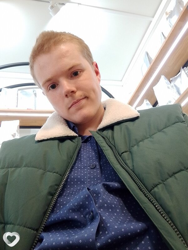 Дима, 20, Красноярске — анкета №3054190