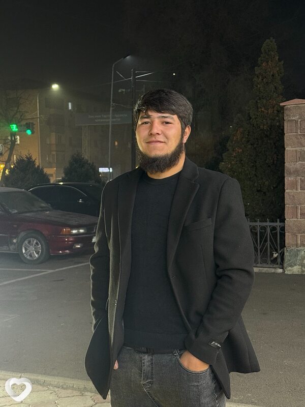 Tolik, 23, Алматы — анкета №3054421